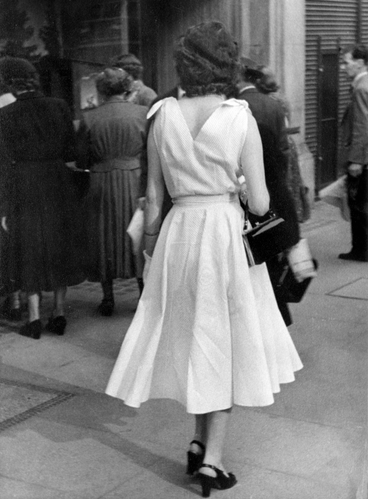 Women,2 Regent St-25PNG