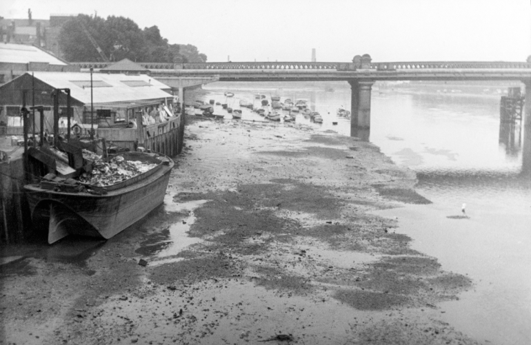 Th.Putney,Underground Br.-90PNG