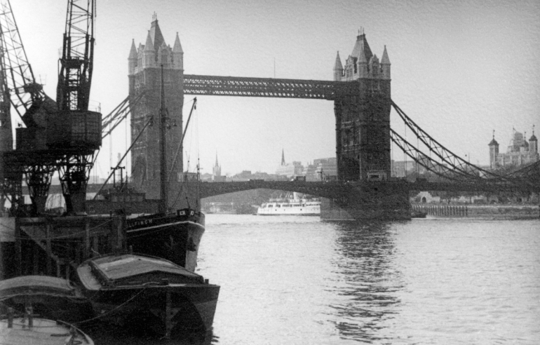 Tower Bridge,1- 76PNG_edited-1