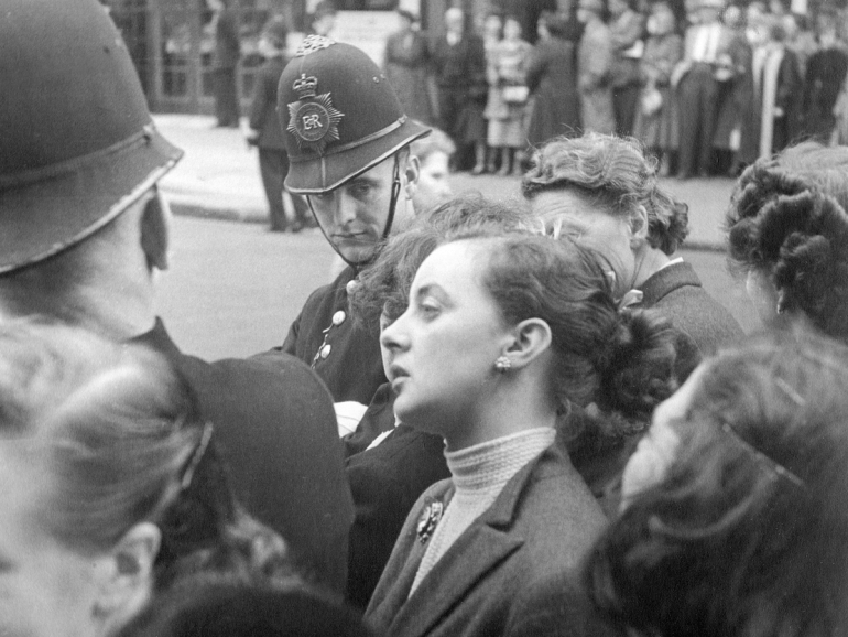 HS The Crowd1-149 PNG