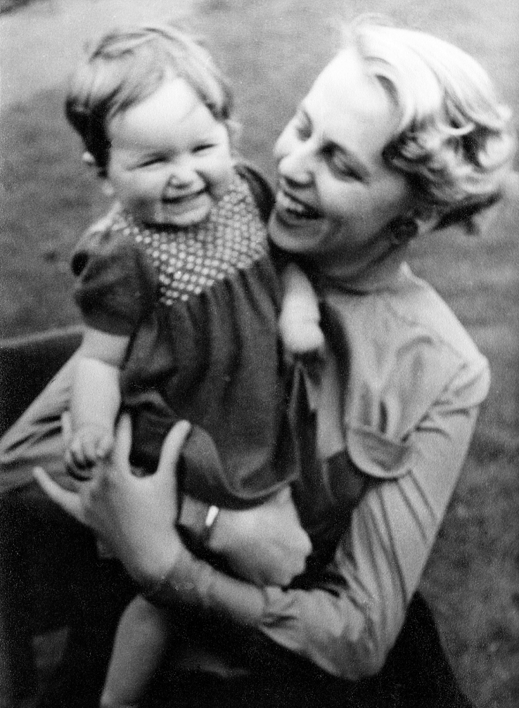 Hilda Boer und Deidre PNG